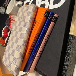 AUTHENTIC LV DAMIER AZUL ZIPPY WALLET ROSE